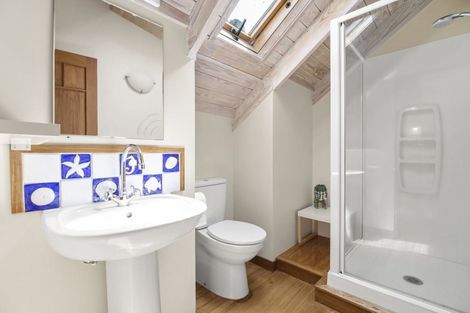 Photo of property in 9 Aotearoa Terrace, Murrays Bay, Auckland, 0630