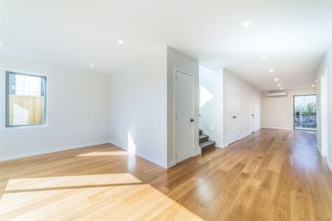 Photo of property in 7 Bight Road, Long Bay, Auckland, 0630