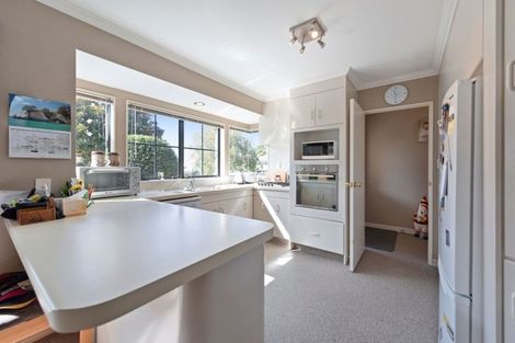 Photo of property in 17 Bayfair Drive, Mount Maunganui, 3116