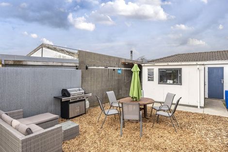 Photo of property in 8 Gibbs Drive, Woodend, 7610