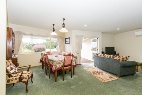 Photo of property in 46 Rochfort Road, Havelock North, 4130