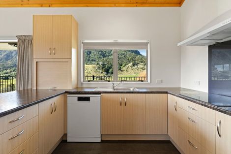 Photo of property in 2123 Whangarei Heads Road, Whangarei Heads, Whangarei, 0174