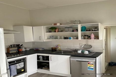 Photo of property in 24 Luxford Street, Berhampore, Wellington, 6023