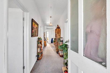Photo of property in 6 Egmont Street, Normanby, Hawera, 4614