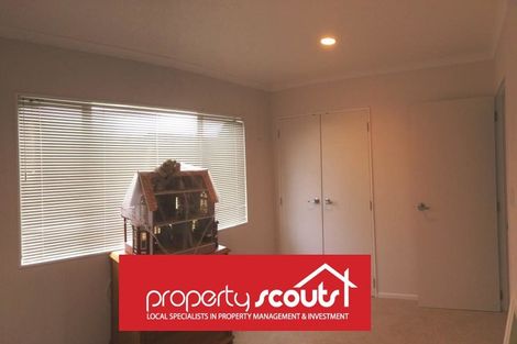 Photo of property in Waimanu Bay Village, 25/1 Piriti Drive, Te Atatu Peninsula, Auckland, 0610