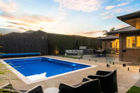 Photo of property in 14 Will Street, Huapai, Kumeu, 0810