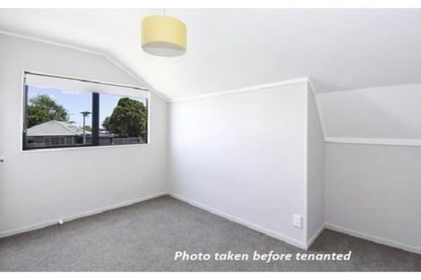 Photo of property in 2/211 Weymouth Road, Manurewa, Auckland, 2102