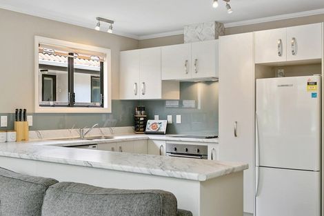 Photo of property in 2/128 Te Heuheu Street, Taupo, 3330