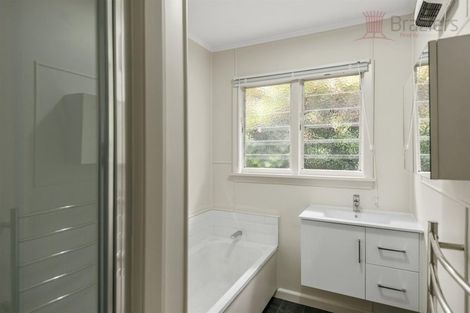 Photo of property in 12 Jennifer Street, Bryndwr, Christchurch, 8053