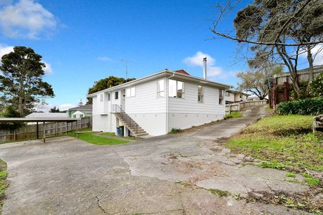 Photo of property in 42 Anich Road, Massey, Auckland, 0614