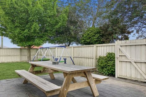 Photo of property in 84 Gilberthorpes Road, Hei Hei, Christchurch, 8042