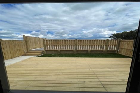 Photo of property in 13 Waimarie Drive, Karaka, 2578