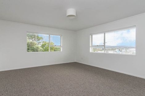 Photo of property in 1/81 West Coast Road, Glen Eden, Auckland, 0602