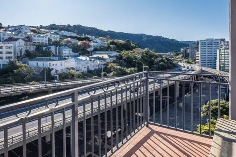 Photo of property in Atrium Towers, 6n/154 The Terrace, Wellington Central, Wellington, 6011