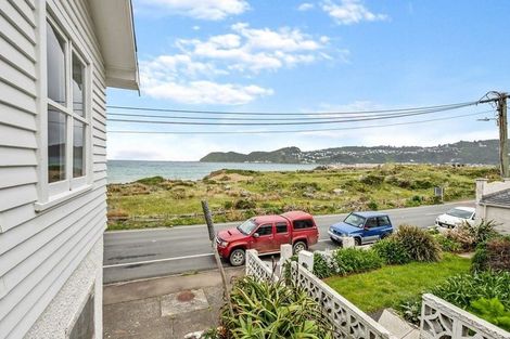 Photo of property in 34 Moa Point Road, Moa Point, Wellington, 6022