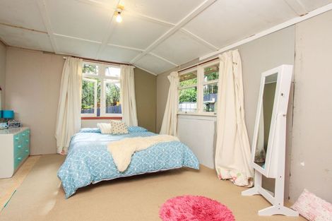 Photo of property in 15 Tane Road, Laingholm, Auckland, 0604