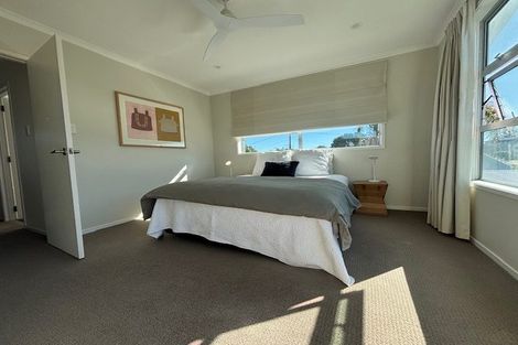 Photo of property in 242 Papamoa Beach Road, Papamoa Beach, Papamoa, 3118