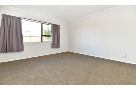 Photo of property in 1b Milton Road, Orewa, 0931