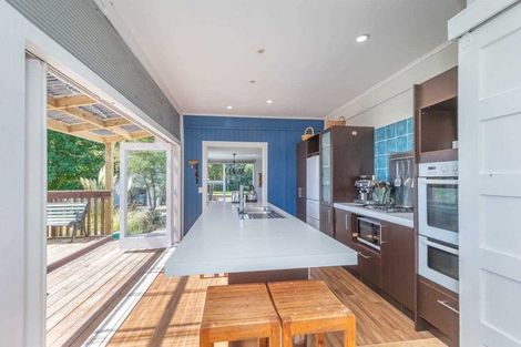 Photo of property in 328 Hokio Beach Road, Hokio Beach, Levin, 5571