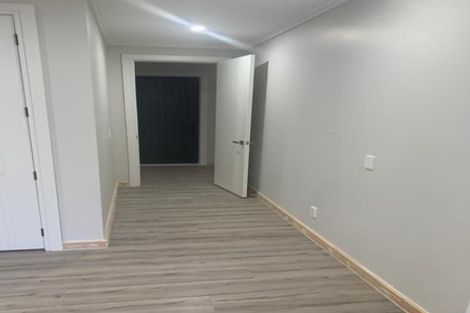 Photo of property in 11 Wyon Way, Flat Bush, Auckland, 2016
