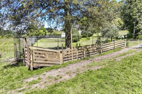 Photo of property in 1652 Taihape Road, Sherenden, Hastings, 4179