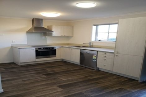 Photo of property in 17 Chiefs Court, Hamilton East, Hamilton, 3216