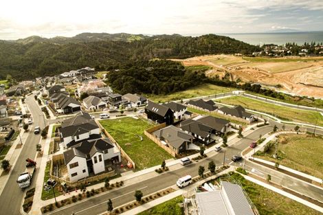 Photo of property in 3 Makomako Drive, Orewa, 0931