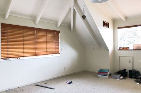 Photo of property in 19a Finlow Drive, Te Atatu South, Auckland, 0610