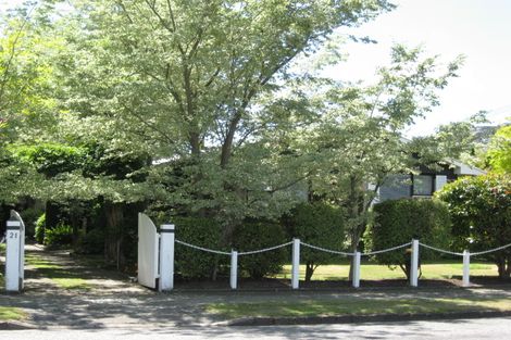 Photo of property in 21 Truro Street, Sumner, Christchurch, 8081