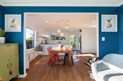 Photo of property in 41 Rosedale Crescent, Cloverlea, Palmerston North, 4412