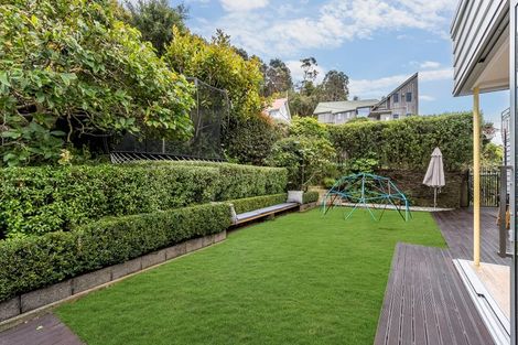 Photo of property in 32 Mccoll Street, Vogeltown, Wellington, 6021