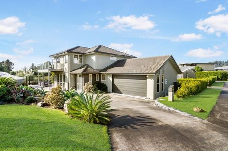Photo of property in 100 Estuary View, Whangamata, 3620