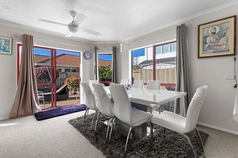 Photo of property in 8 Monterey Key, Papamoa Beach, Papamoa, 3118