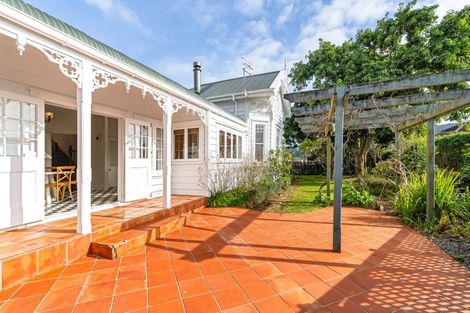 Photo of property in 11 Kowhai Park Road, Maunu, Whangarei, 0110