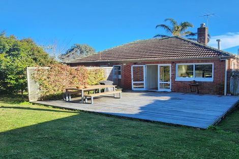Photo of property in 62 Tahapa Crescent, Meadowbank, Auckland, 1072
