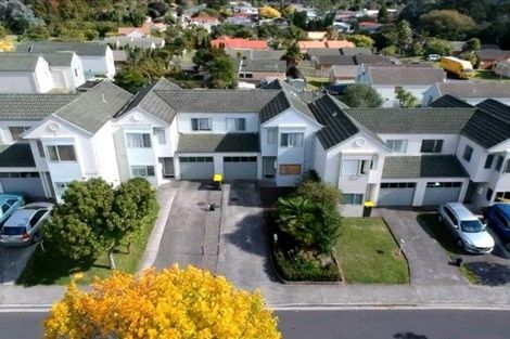 Photo of property in 25 Stephen Avenue, Henderson, Auckland, 0610