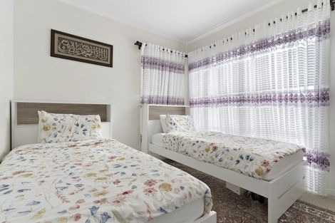 Photo of property in 10 Grey Warbler Road, Hobsonville, Auckland, 0616