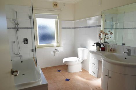 Photo of property in 74 Wai-iti Terrace, Bryndwr, Christchurch, 8052