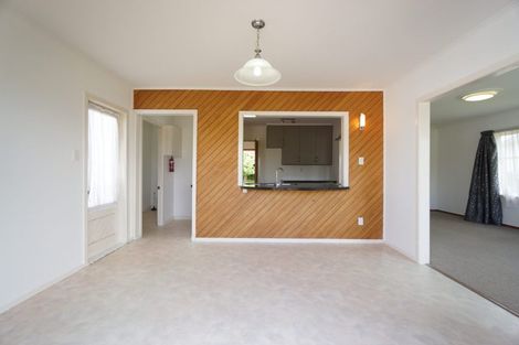 Photo of property in 494 Blockhouse Bay Road, Blockhouse Bay, Auckland, 0600