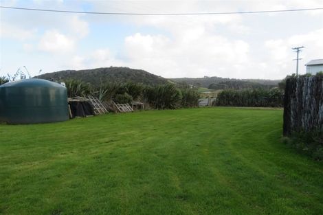 Photo of property in 493 Waikawa-curio Bay Road, Curio Bay, Tokanui, 9884