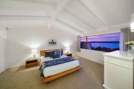 Photo of property in 33 William Bryan Drive, Half Moon Bay, Auckland, 2012