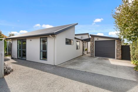 Photo of property in 98a Gilberthorpes Road, Hei Hei, Christchurch, 8042