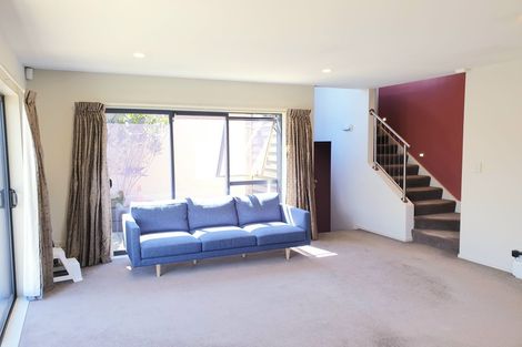 Photo of property in 43 Bleakhouse Road, Howick, Auckland, 2014