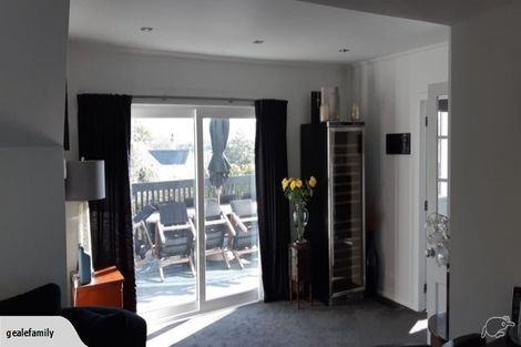 Photo of property in 82 Townsend Road, Miramar, Wellington, 6022