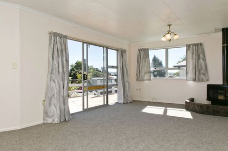 Photo of property in 22 Frederick Street, Two Mile Bay, Taupo, 3330