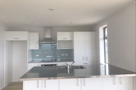 Photo of property in 65 Pikarere Street, Titahi Bay, Porirua, 5022