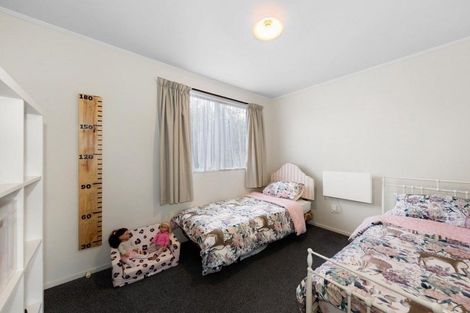 Photo of property in 47 Hassan Drive, Massey, Auckland, 0614