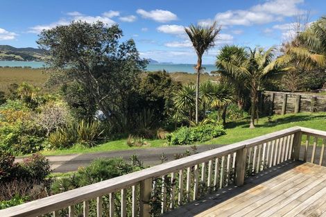 Photo of property in 26 Beach Road, Onerahi, Whangarei, 0110