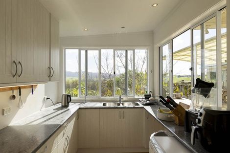 Photo of property in 291 Kaiwaka-mangawhai Road, Kaiwaka, Wellsford, 0975