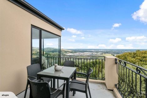 Photo of property in 2/272 Major Hornbrook Road, Mount Pleasant, Christchurch, 8081